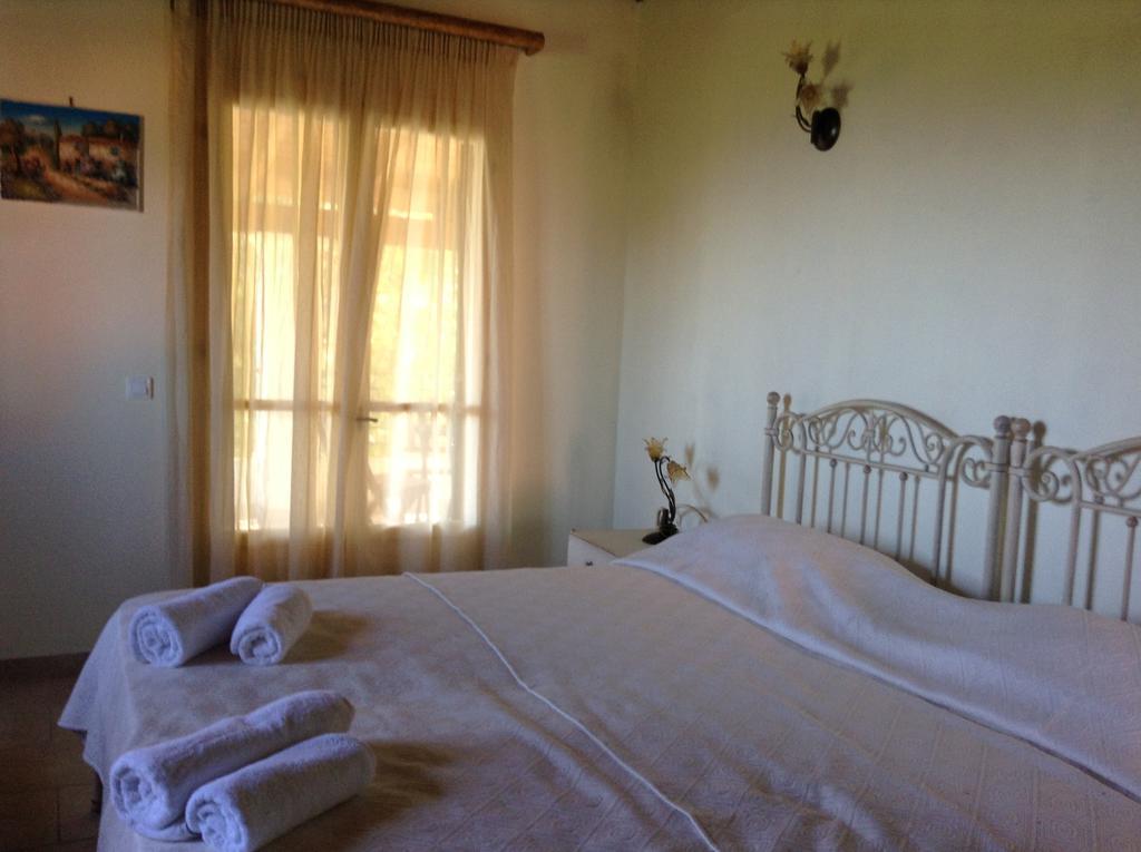 Olive Villas Anapaftíria Buitenkant foto