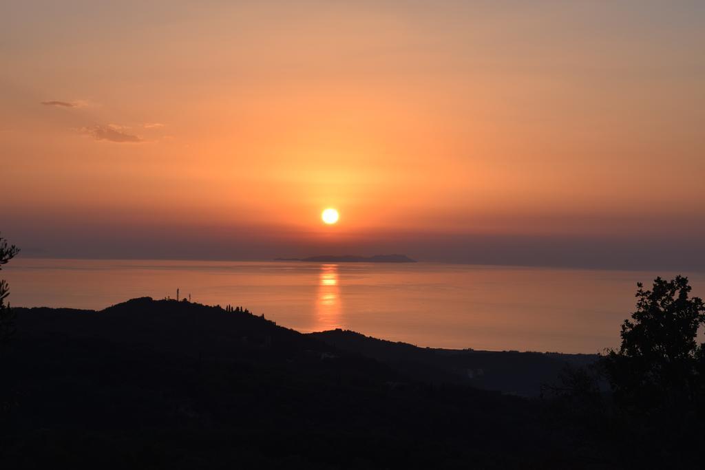 Olive Villas Anapaftíria Buitenkant foto