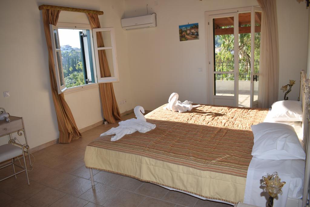 Olive Villas Anapaftíria Buitenkant foto